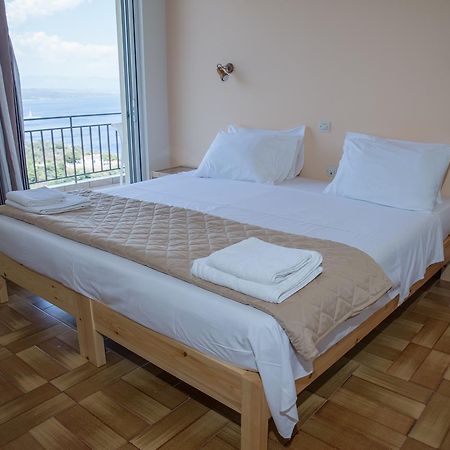 Mavrovoúnion Hotel Milton מראה חיצוני תמונה