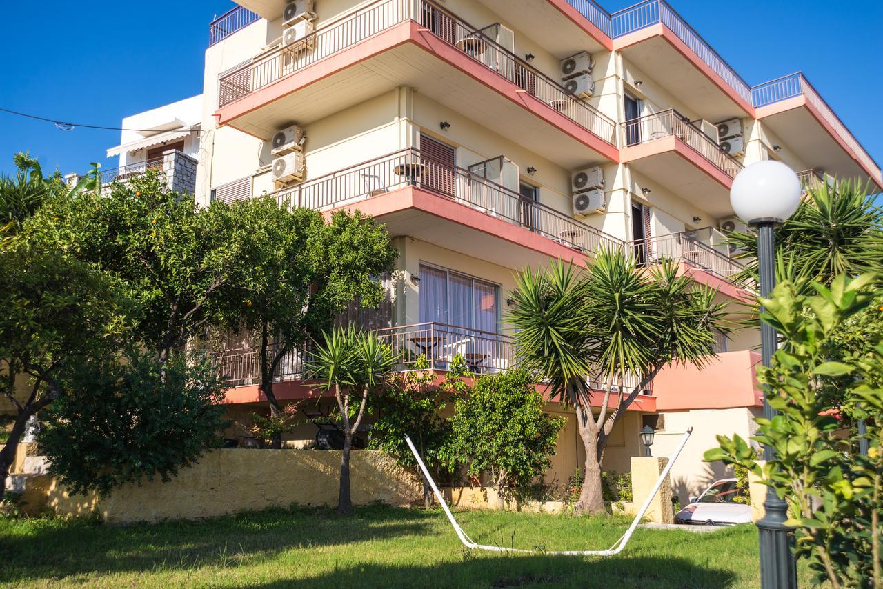 Mavrovoúnion Hotel Milton מראה חיצוני תמונה